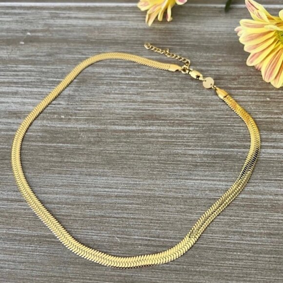 Jennifer Zeuner 14K Yellow Gold Plated Herringbone Hamilton Necklace - Picture 2 of 6